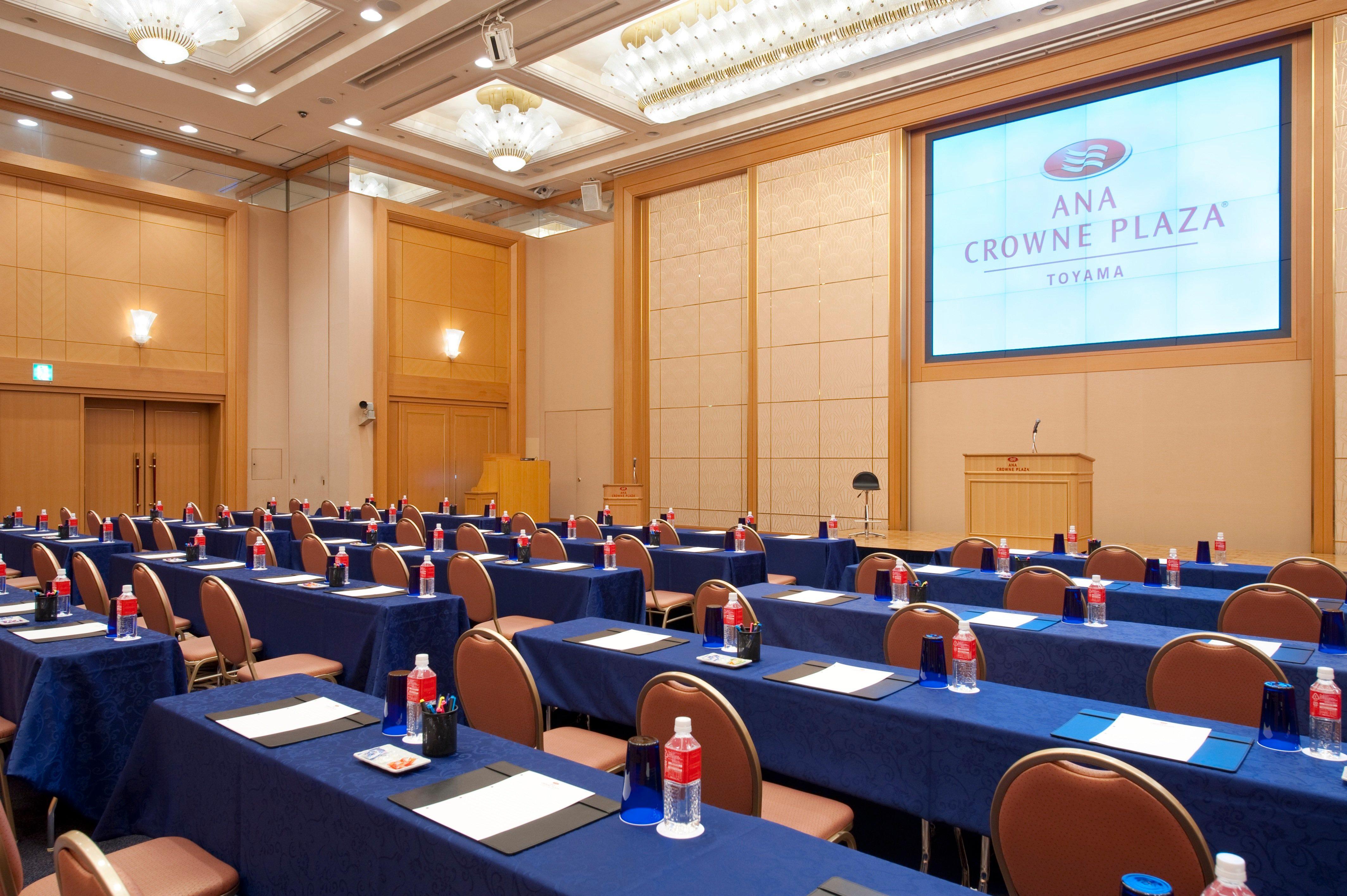 Ana Crowne Plaza Toyama By Ihg Hotel Bagian luar foto