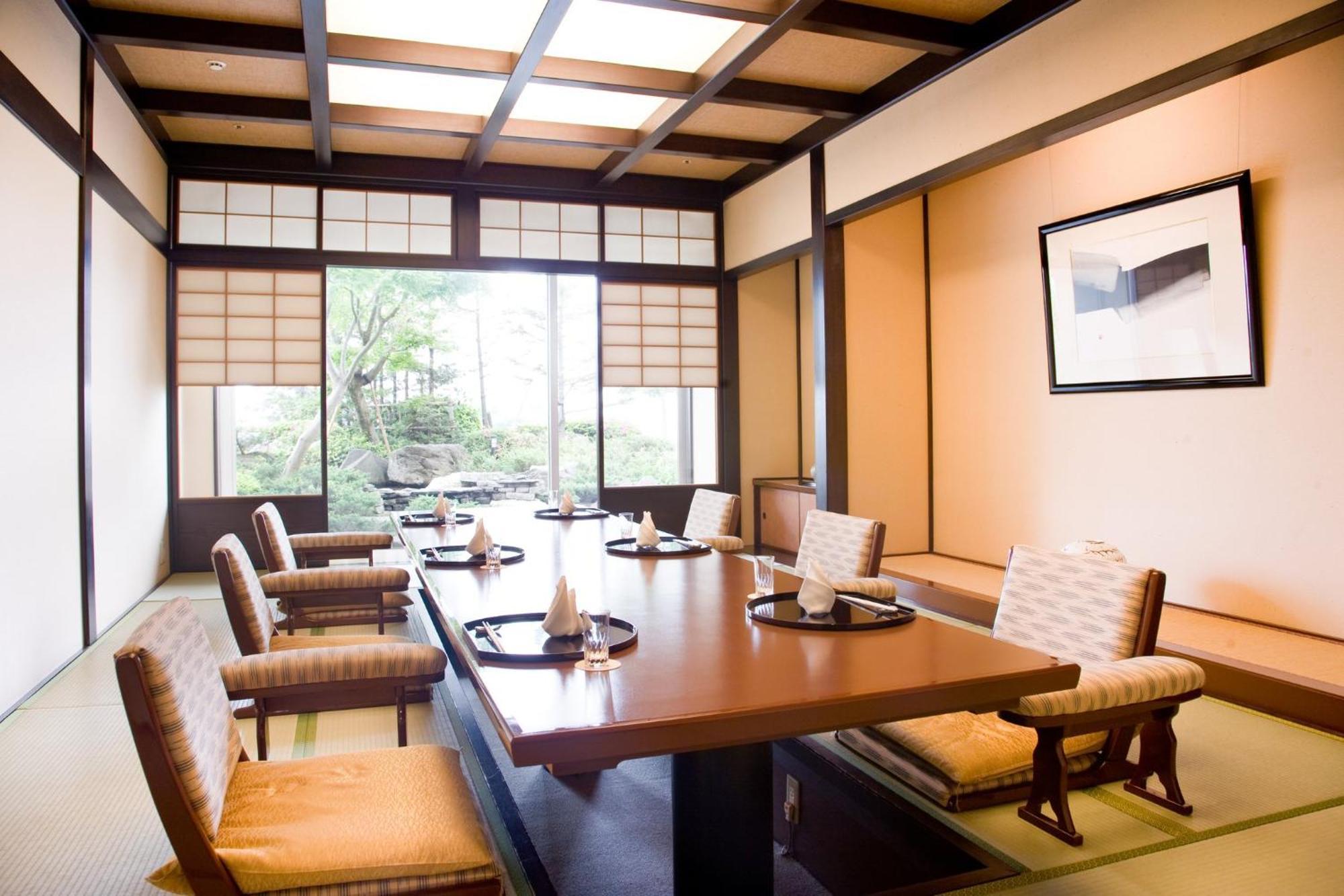 Ana Crowne Plaza Toyama By Ihg Hotel Bagian luar foto