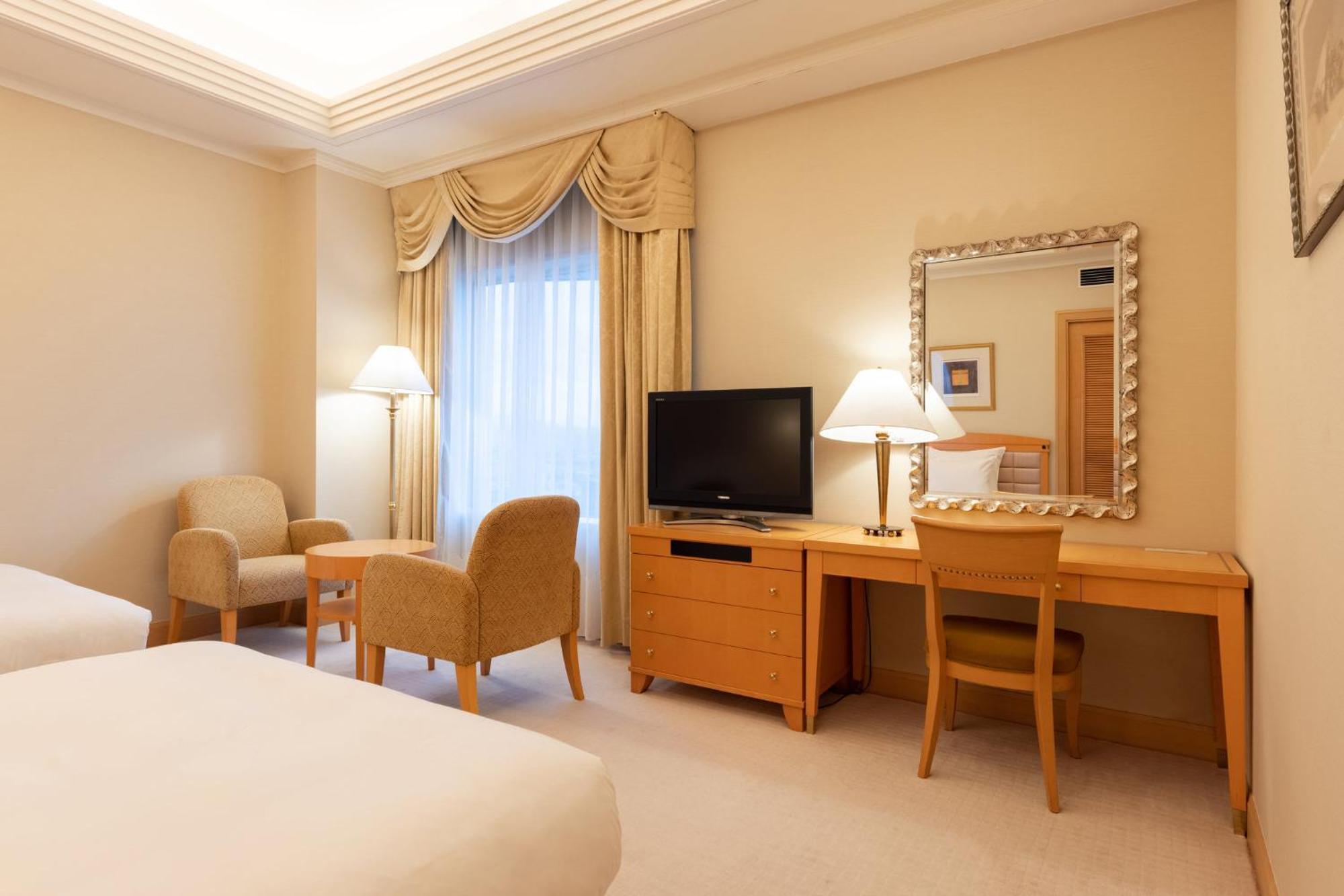 Ana Crowne Plaza Toyama By Ihg Hotel Bagian luar foto