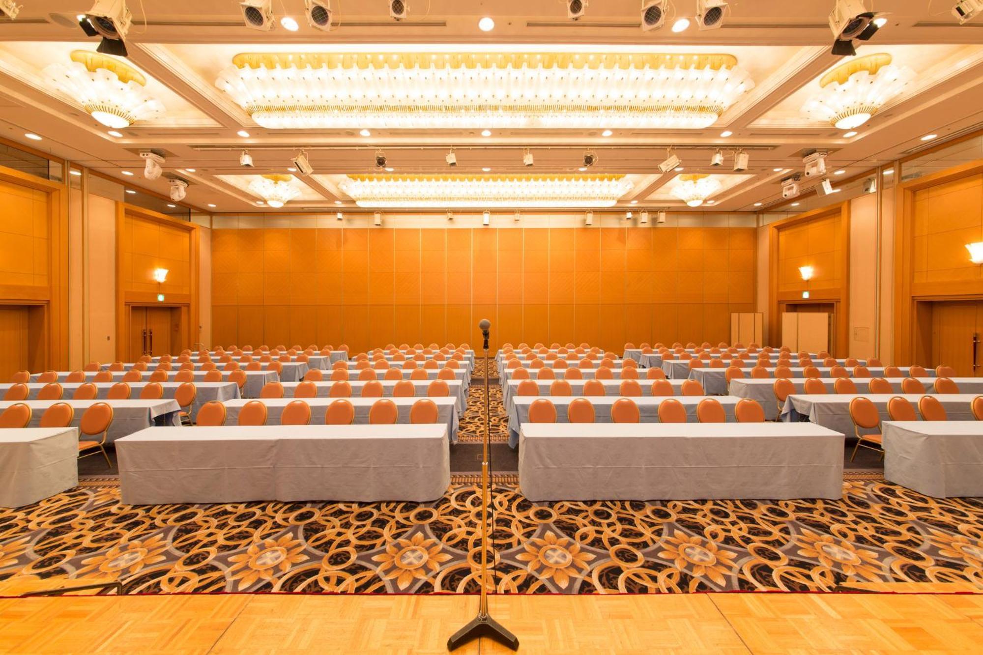 Ana Crowne Plaza Toyama By Ihg Hotel Bagian luar foto