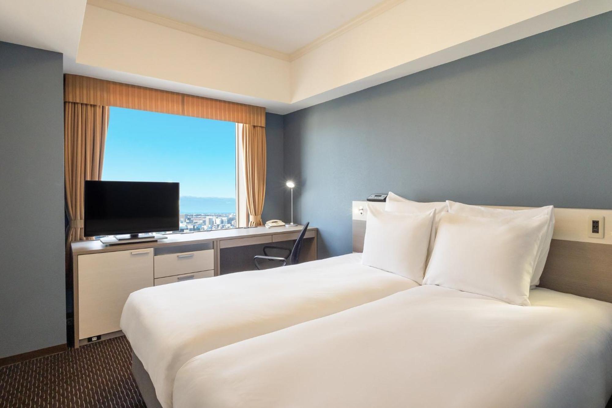 Ana Crowne Plaza Toyama By Ihg Hotel Bagian luar foto